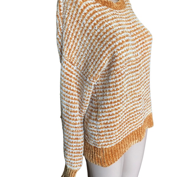 Vintage Chenille Sweater - Picture 2 of 5